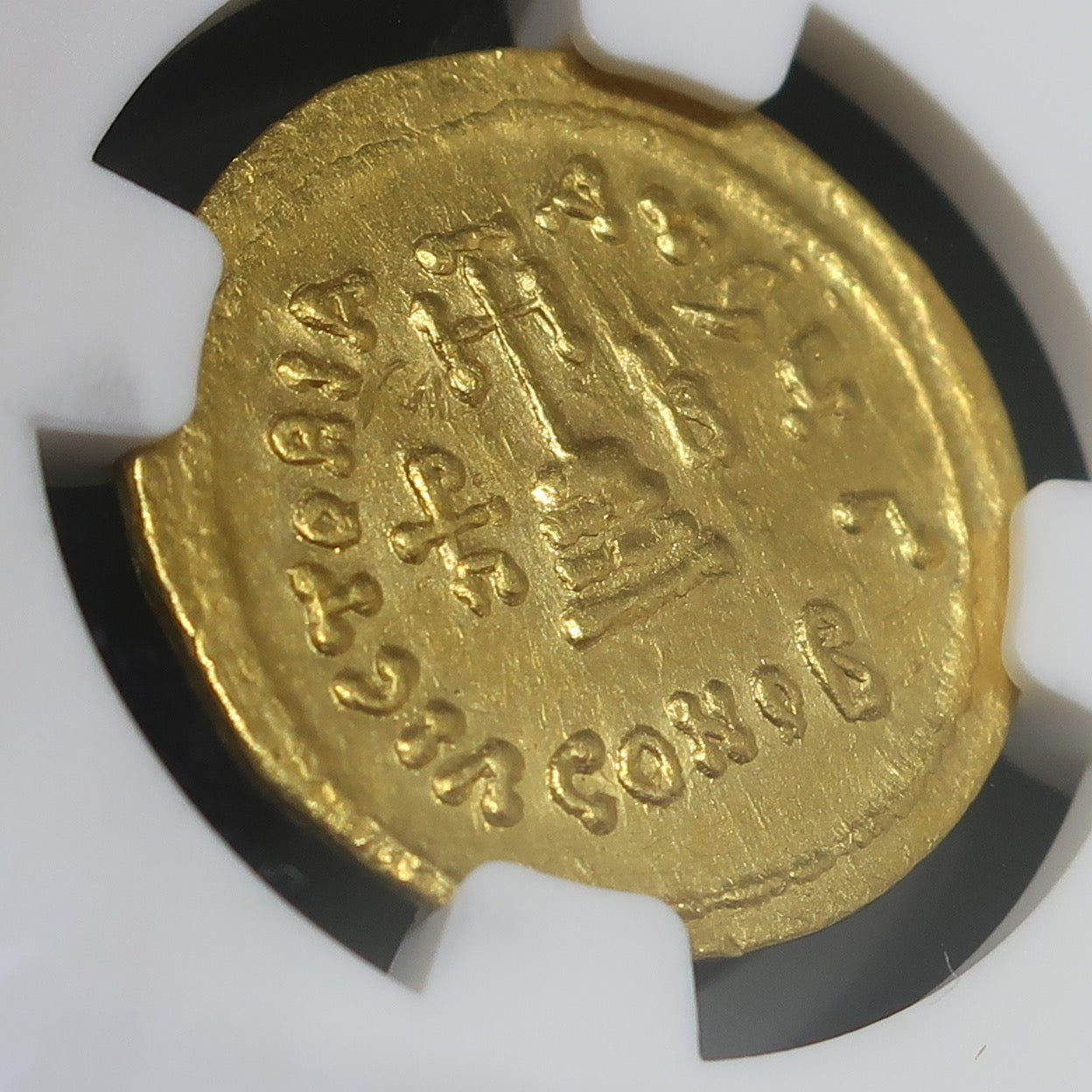 【3人の皇帝】AD632-641 ビザンツ帝国 ソリダス金貨 ビザンチン ChAU5/5-3/5 NGC ヘラクリウス コンスタンティン ヘラクロナス