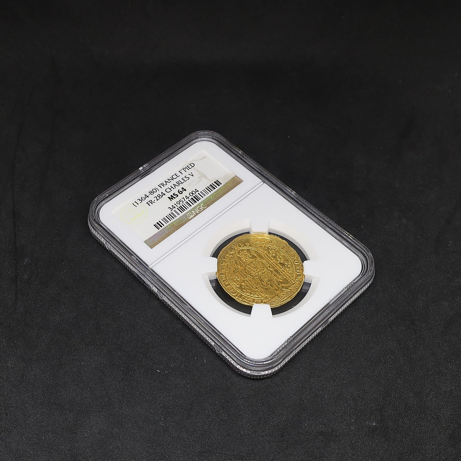 NGC鑑定済 フランカピエ金貨 MS64 スラブケース入り 全体像 表斜めから