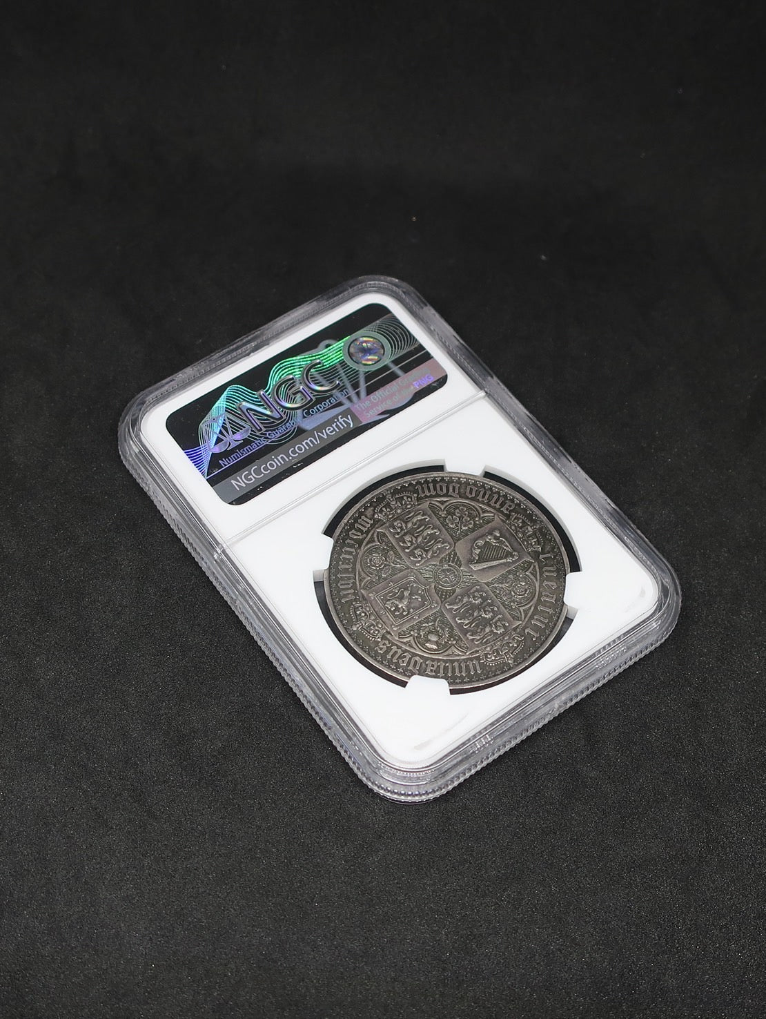 1847 イギリス ゴシッククラウン銀貨 ヴィクトリア女王 アンデシモ PF60 NGC - CoinBlessing