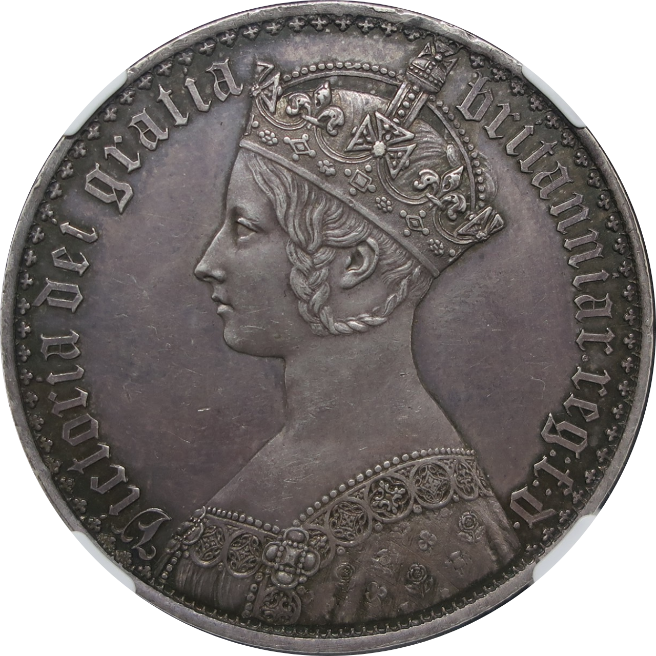 1847 イギリス ゴシッククラウン銀貨 ヴィクトリア女王 アンデシモ PF60 NGC - CoinBlessing