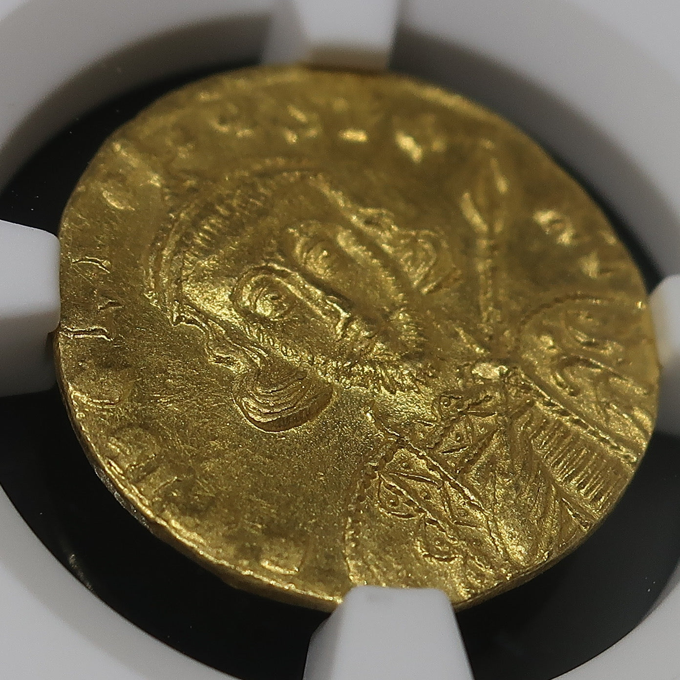 AD698-705 ビザンツ帝国 ソリダス金貨 ティベリウス3世 コンスタンティン MS4/5-3/5 NGC鑑定済み image6