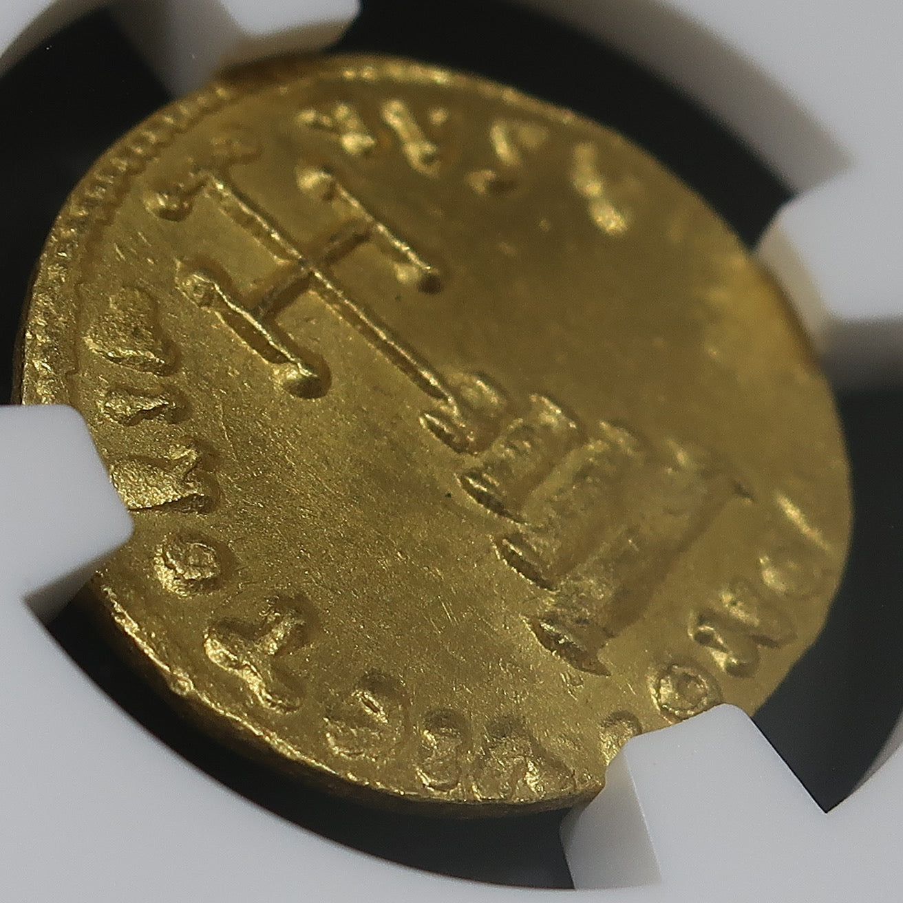 AD698-705 ビザンツ帝国 ソリダス金貨 ティベリウス3世 コンスタンティン MS4/5-3/5 NGC鑑定済み image7