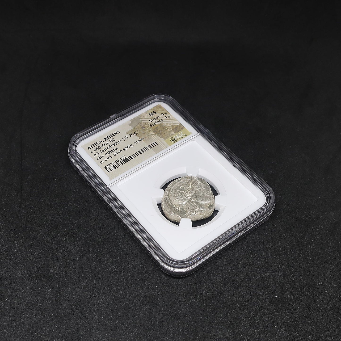 440-404 BC 古代ギリシャ アッティカ アテネ テトラドラクマ銀貨 MS4/5-4/5 NGC鑑定済み アンティークコイン 斜めからの表面スラブ全体像