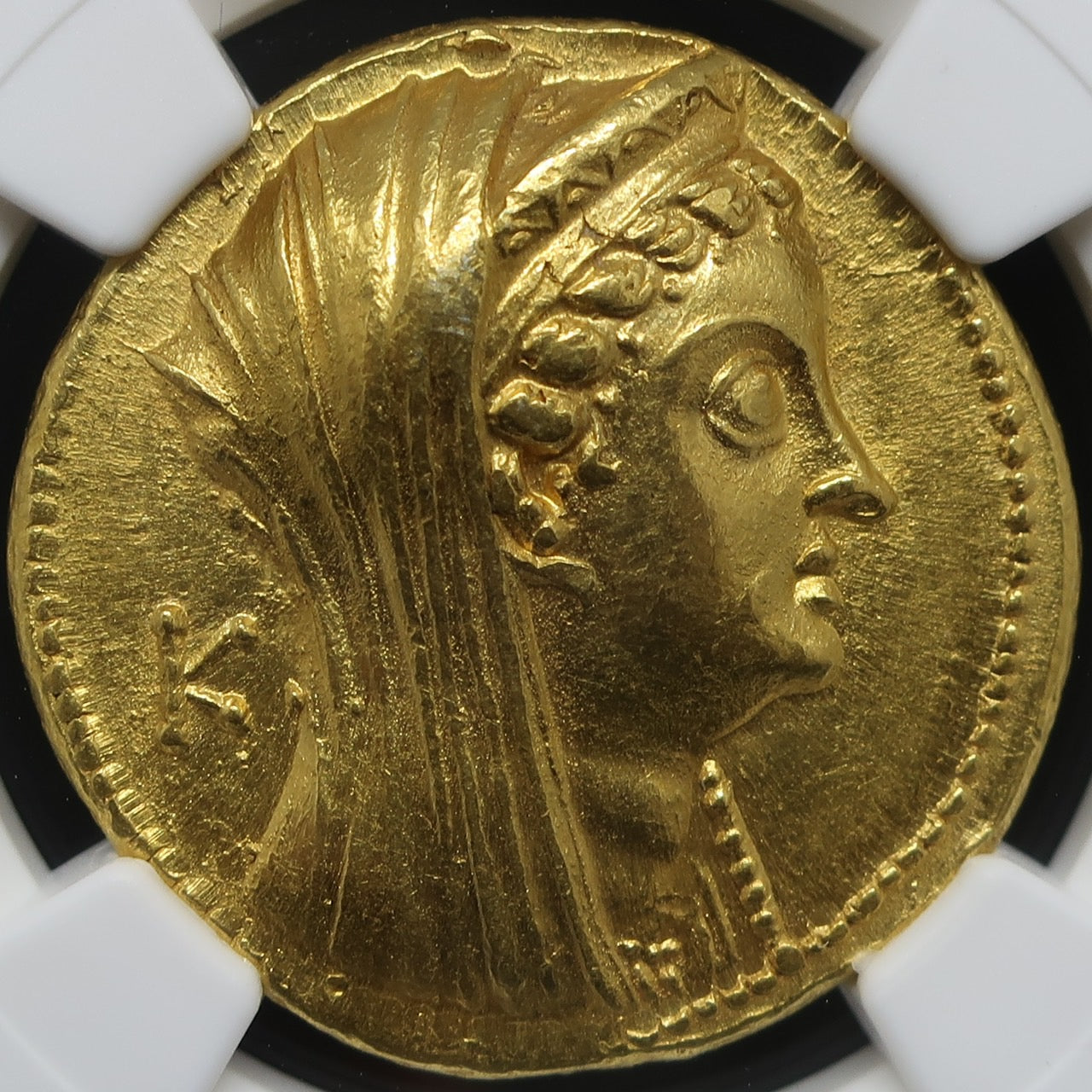 270/68BC プトレマイオス朝  オクタドラクマ金貨 アルシノエ2世 ChAU NGC - CoinBlessing(コインブレッシング)