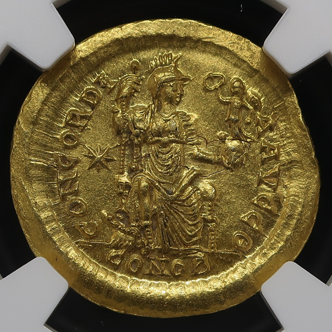 AD402-450 東ローマ帝国 ソリダス金貨 テオドシウス2世 MS2/5-2/5 NGC鑑定済み - CoinBlessing(コインブレッシング)